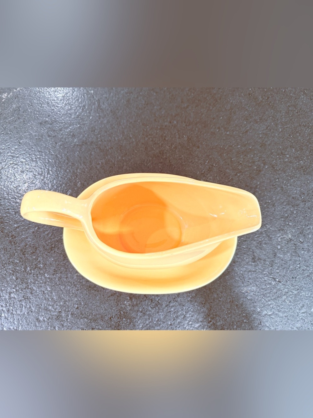 Vintage MCM Yellow Stoneware Gravy Boat & Underplate Set – Made in Japan 🇯🇵💛 - Picture 2 of 7